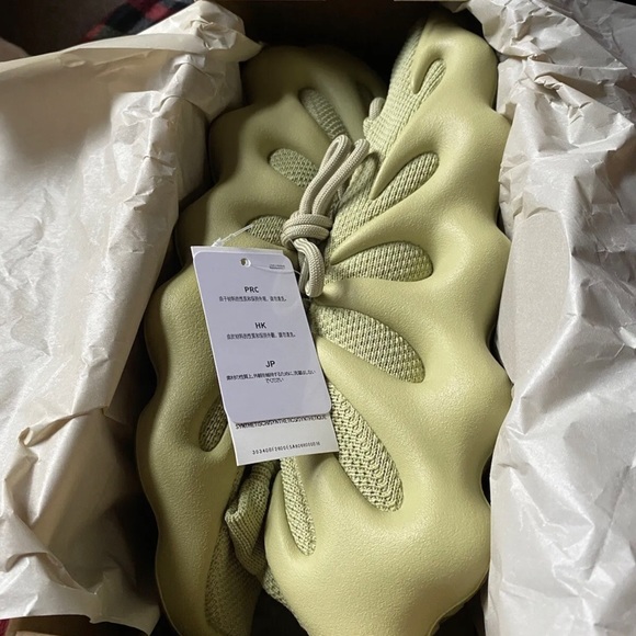 Yeezy Boost 450 Resin 11 GY4110 - Picture 4 of 10